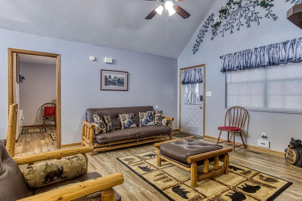 Adalynn'S Mountain Retreat-Hot Tub, 1089 Of Free Tickets For Each Paid Day, Dollywood And More! Pigeon Forge Dış mekan fotoğraf