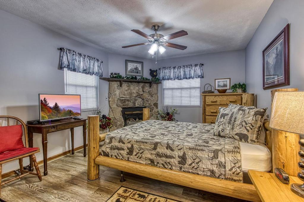 Adalynn'S Mountain Retreat-Hot Tub, 1089 Of Free Tickets For Each Paid Day, Dollywood And More! Pigeon Forge Dış mekan fotoğraf