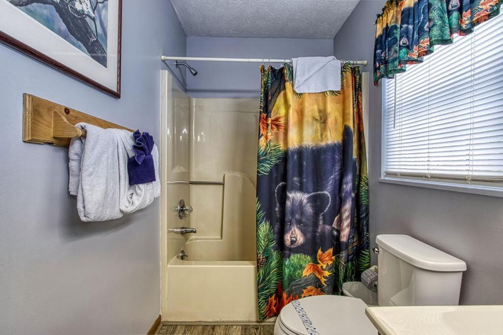 Adalynn'S Mountain Retreat-Hot Tub, 1089 Of Free Tickets For Each Paid Day, Dollywood And More! Pigeon Forge Dış mekan fotoğraf